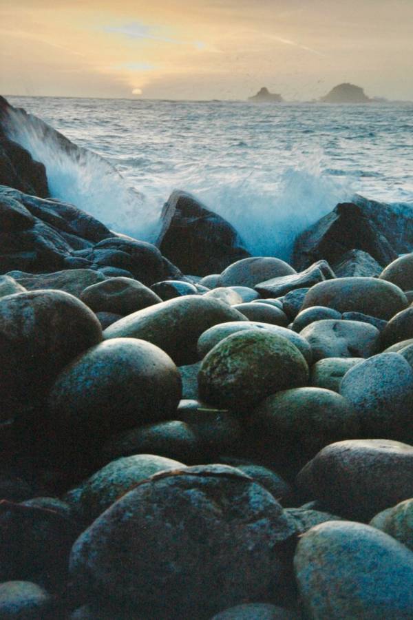 - on , Print by Alistair Common, measuring 28 x 19 cm (H x W) framed at 40 x 30 cm £30